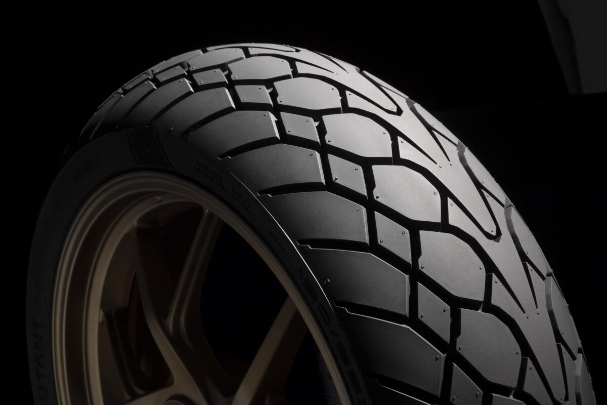 DUNLOP MUTANT FR 110/80R19 M/C 59V M+ 637493