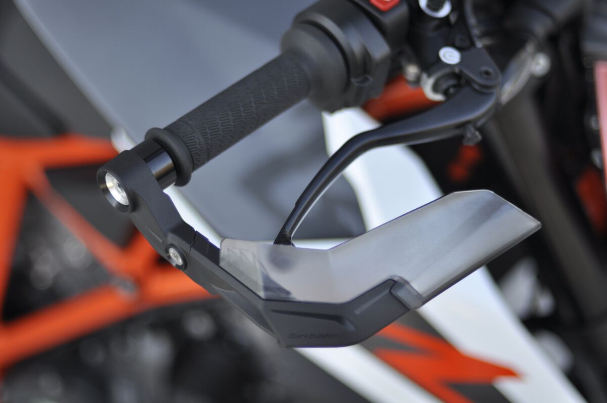 BARKBUSTERS LEVER GUARD AERO-GP BK. AGP-001-01-BK