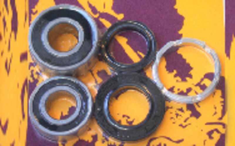 PIVOT WORKS REAR WHL BEARING KIT HON PWRWK-H06-520
