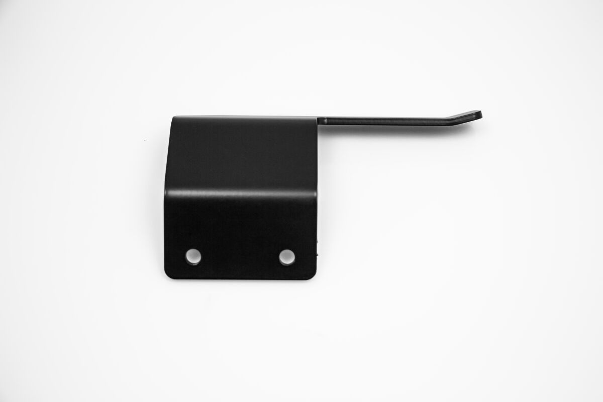 VANCE & HINES REPL RH MOUNT BRACKET (EA 757-P